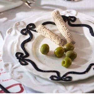 ANTHRO Benedita Ribbon Dessert Plate